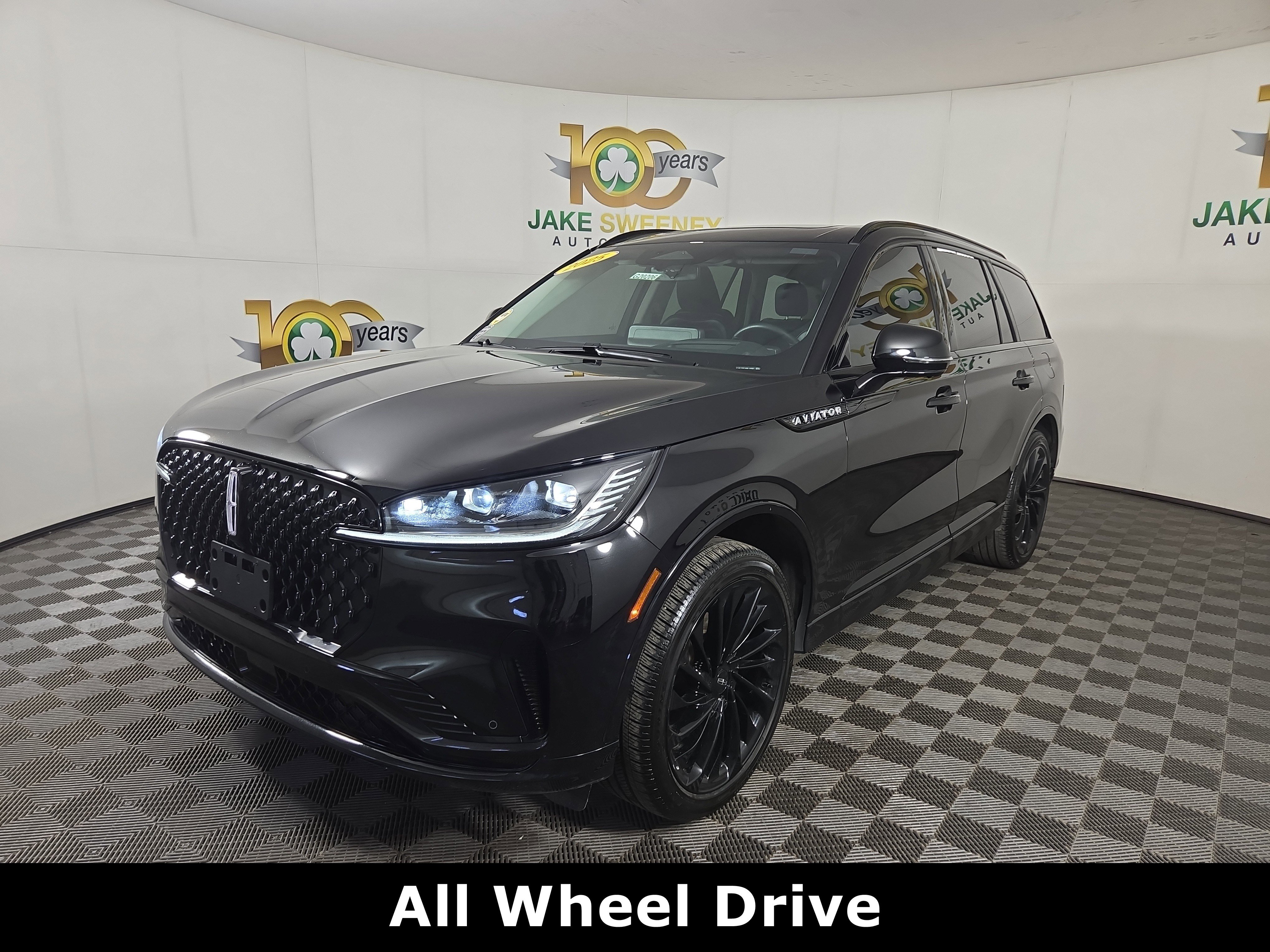 Used 2025 Lincoln Aviator Reserve w/ Jet Appearance Package AWD/4WD image 3