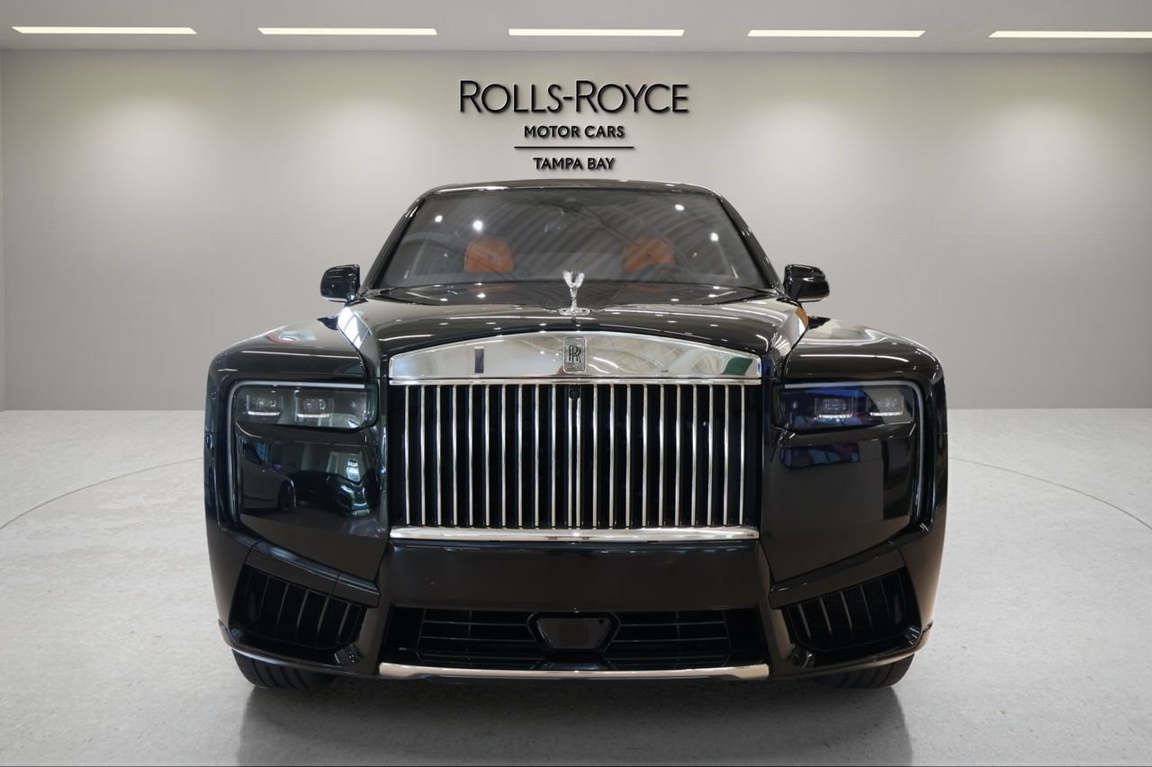 New 2026 Rolls-Royce Cullinan AWD/4WD image 8