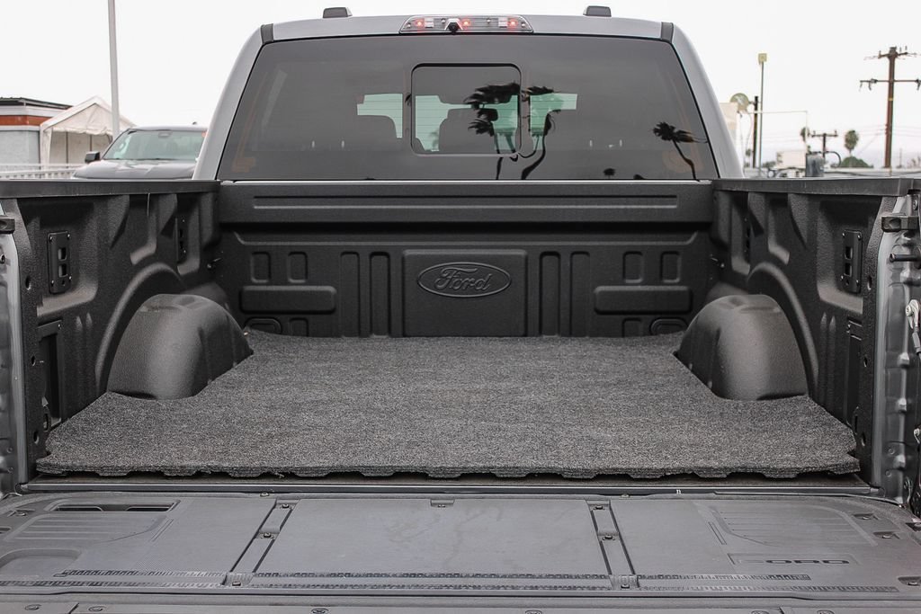 Used 2025 Ford F150 Raptor w/ Equipment Group 803A Raptor R AWD/4WD image 27