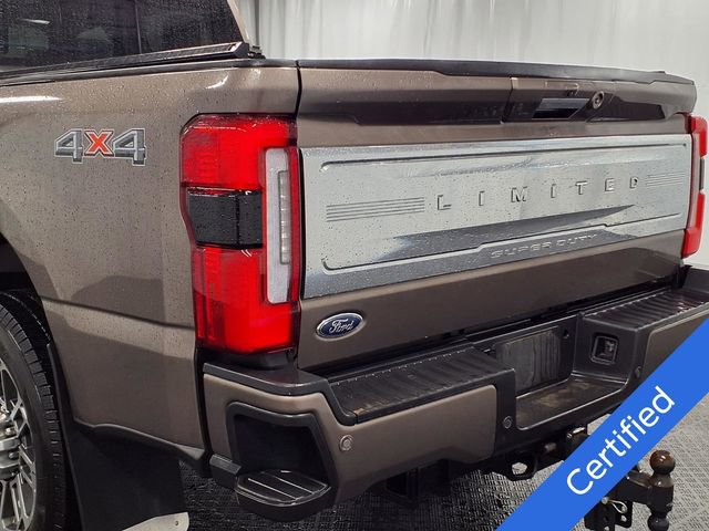 Used 2023 Ford F250 Limited image 12