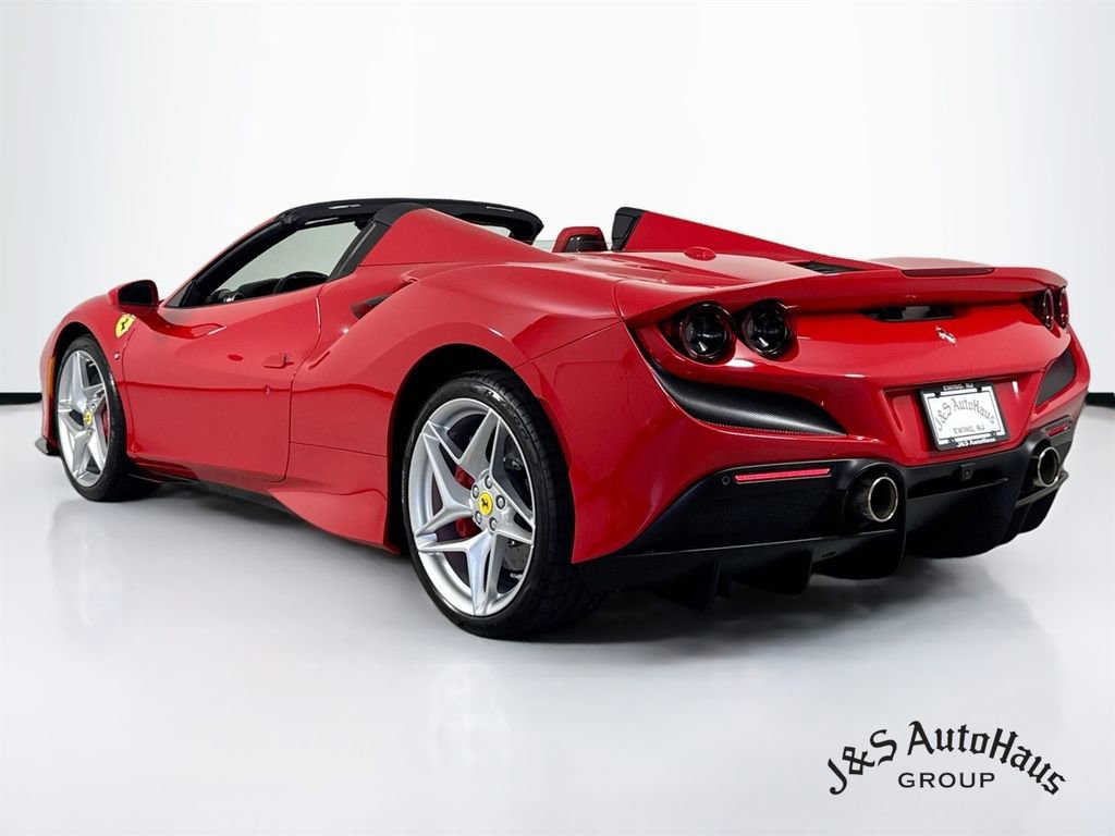 Used 2021 Ferrari F8 Tributo RWD image 5