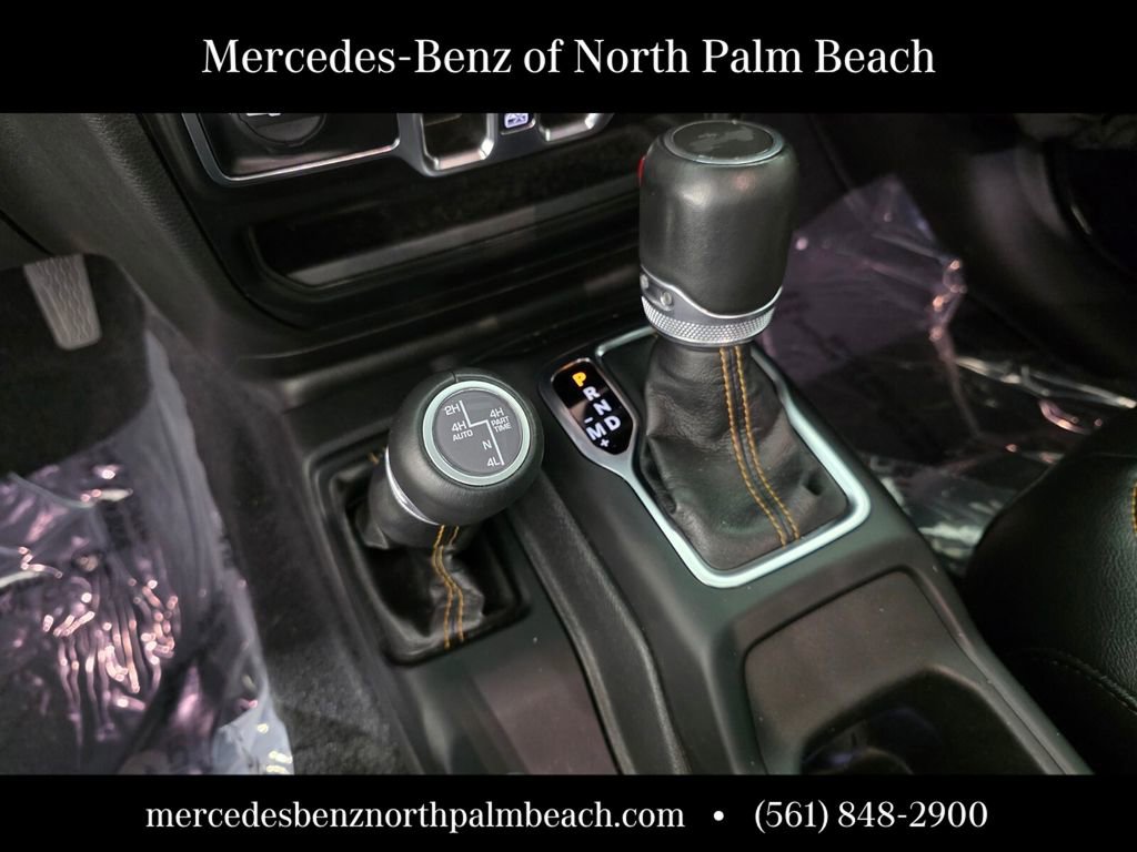 Used 2023 Jeep Wrangler Unlimited Sahara image 24