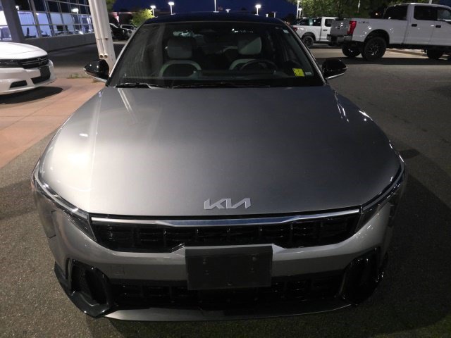 Used 2025 Kia K4 GT-Line w/ GT-Line Premium Package FWD image 9