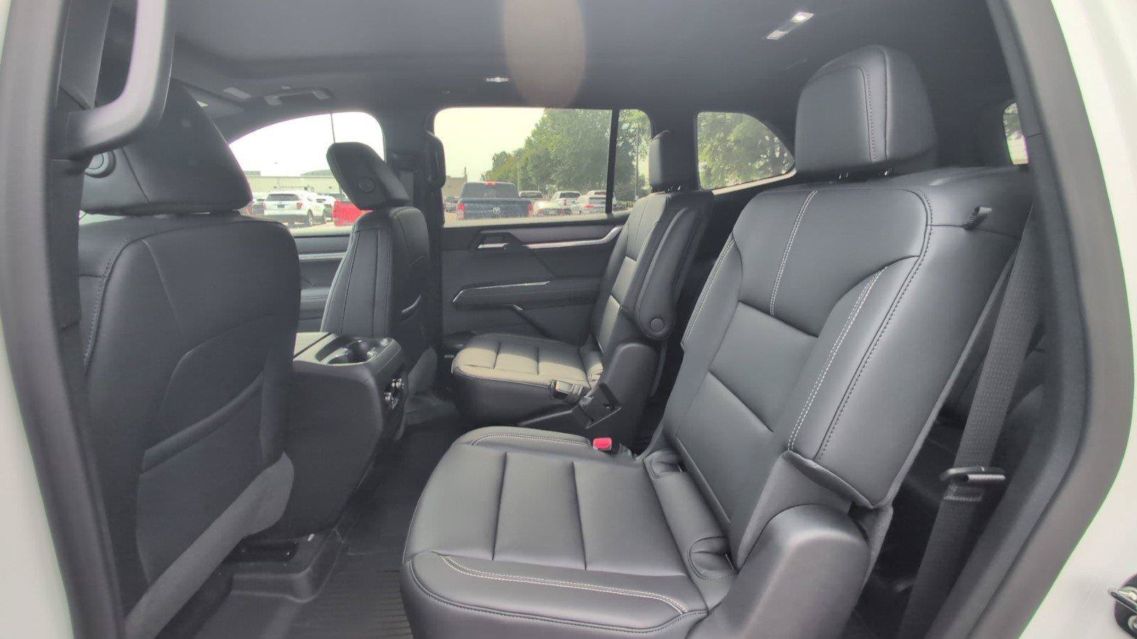 New 2026 GMC Acadia Elevation w/ Elevation Premium Package FWD image 37