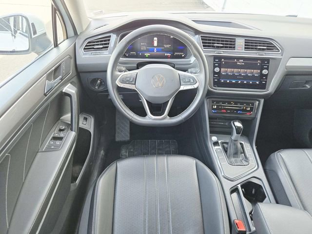Used 2024 Volkswagen Tiguan Wolfsburg Edition image 7