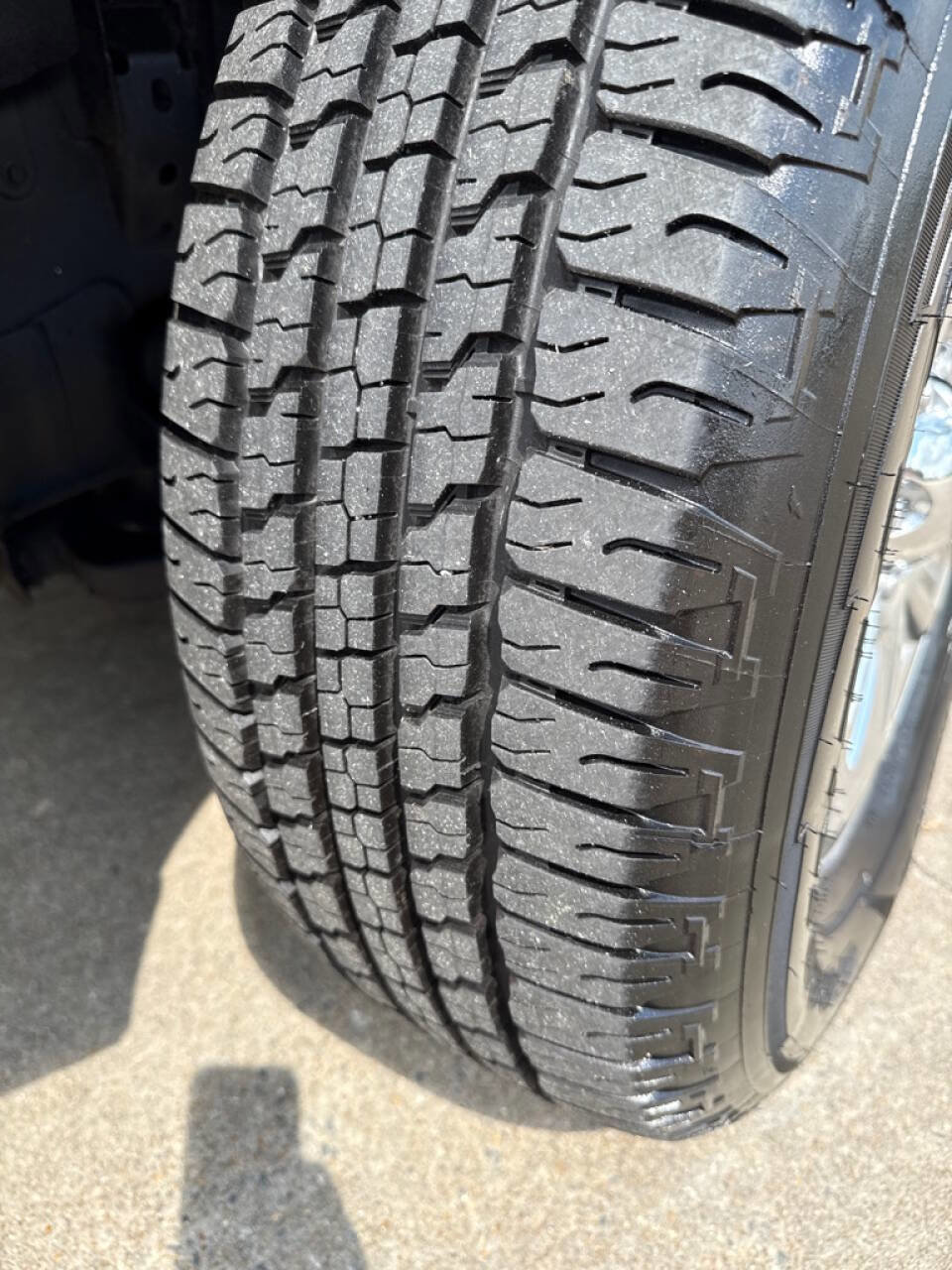 Used 2014 Ford F150 XLT w/ XLT Chrome Package image 24