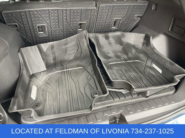 Certified 2024 Chevrolet Equinox LT w/ LPO, Floor Liner Package FWD image 33