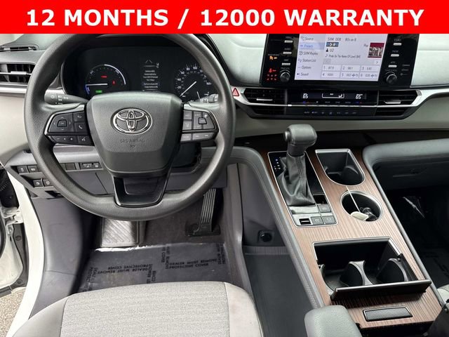 Used 2023 Toyota Sienna LE FWD image 17
