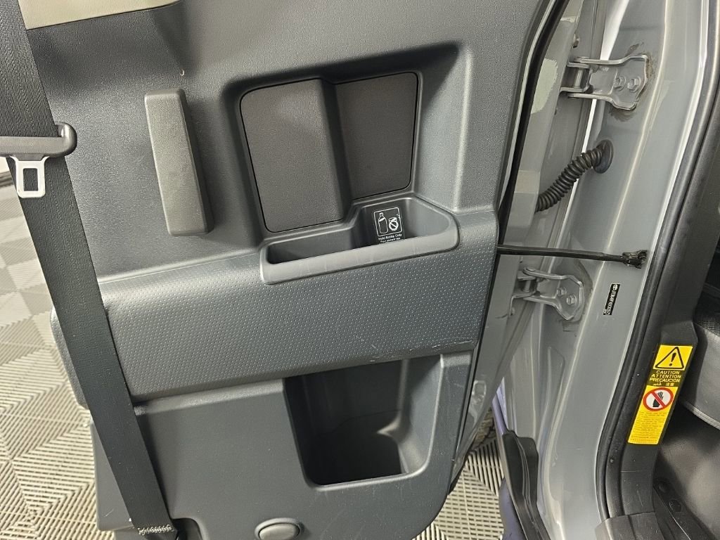 Used 2014 Toyota FJ Cruiser 4WD w/ Convenience Package image 30