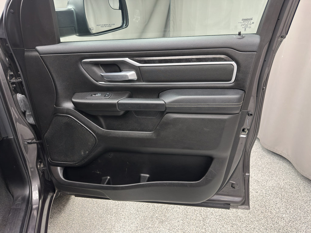 Used 2023 RAM 1500 Big Horn AWD/4WD image 17