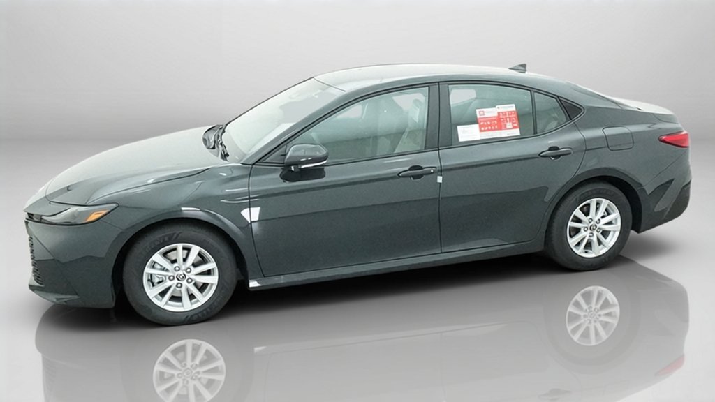 New 2026 Toyota Camry LE FWD image 3