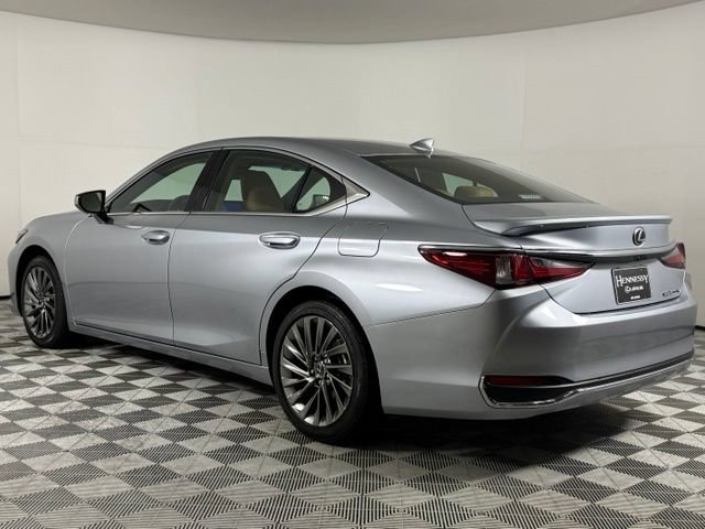 Certified 2025 Lexus ES 300h w/ Technology Package FWD image 7