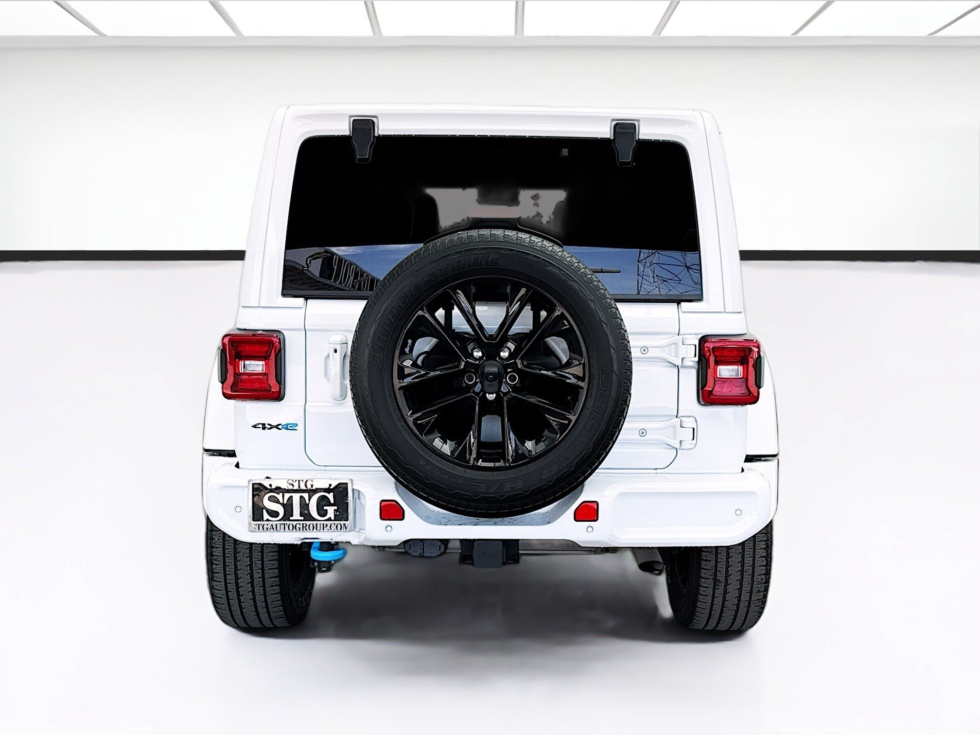 Used 2021 Jeep Wrangler Unlimited Sahara AWD/4WD image 5