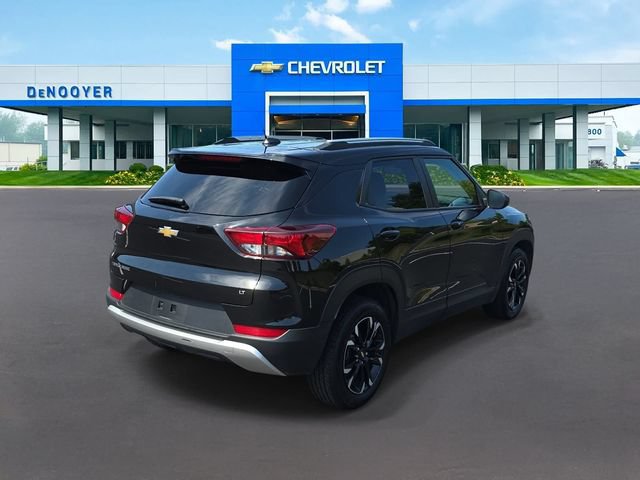Used 2023 Chevrolet TrailBlazer LT FWD image 7
