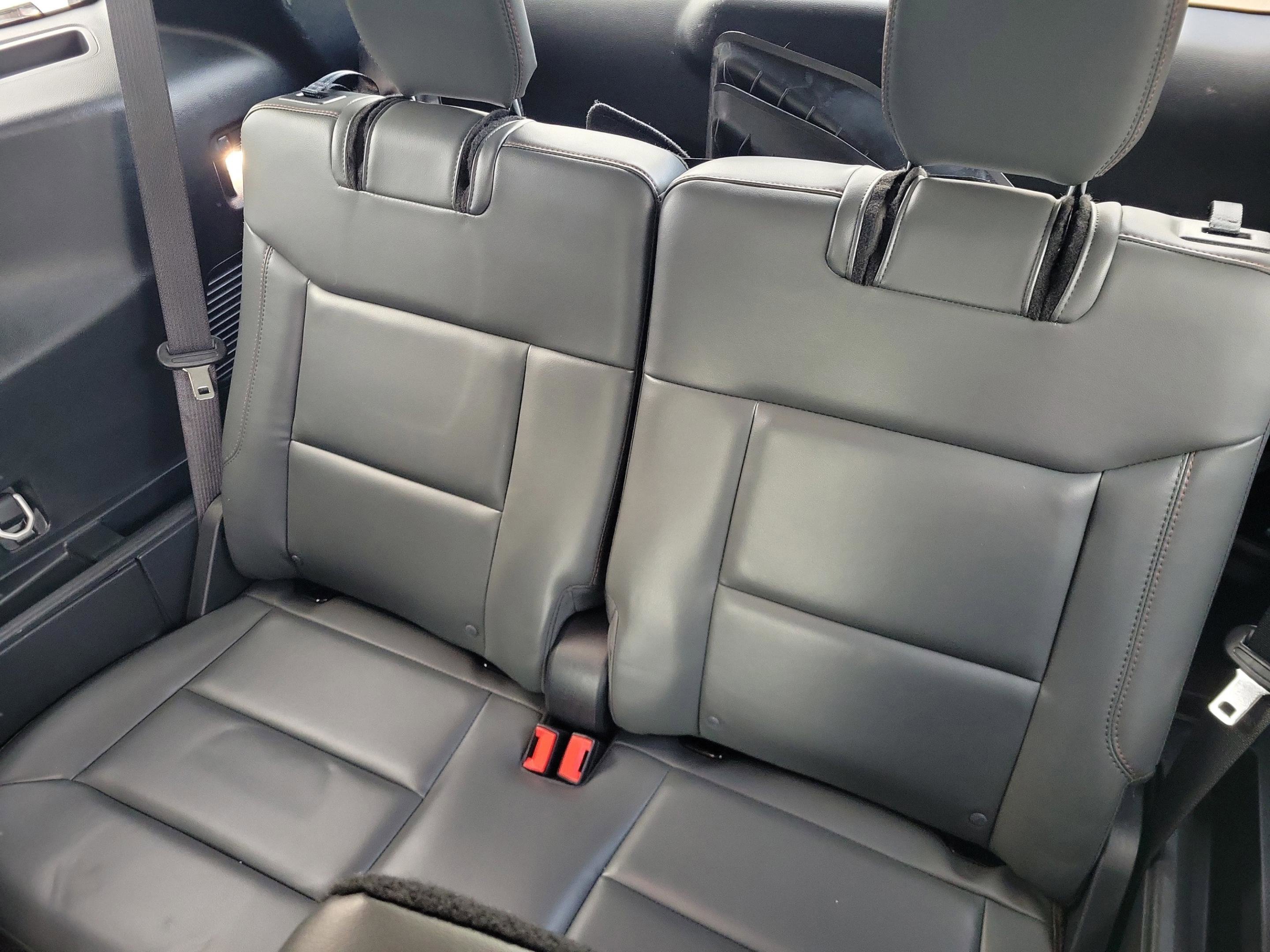 Used 2025 Ford Explorer Active w/ Active Comfort Package image 18