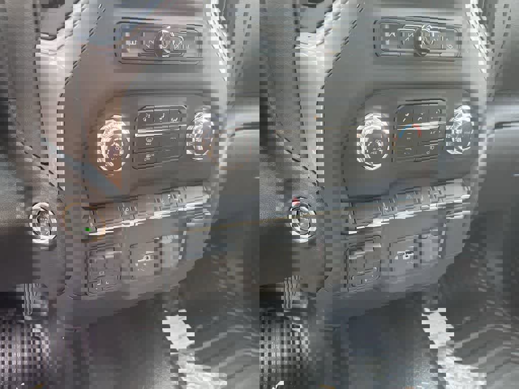 New 2024 GMC Sierra 2500 Pro w/ Convenience Package image 37