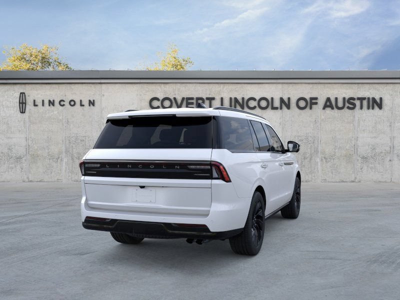 New 2026 Lincoln Navigator Reserve w/ Jet Appearance Package AWD/4WD image 8