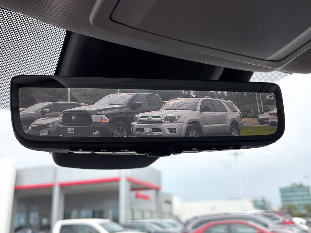 Certified 2021 Toyota Highlander Platinum AWD/4WD image 31