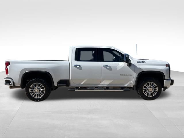 Used 2022 Chevrolet Silverado 2500 High Country w/ Safety Package II image 8