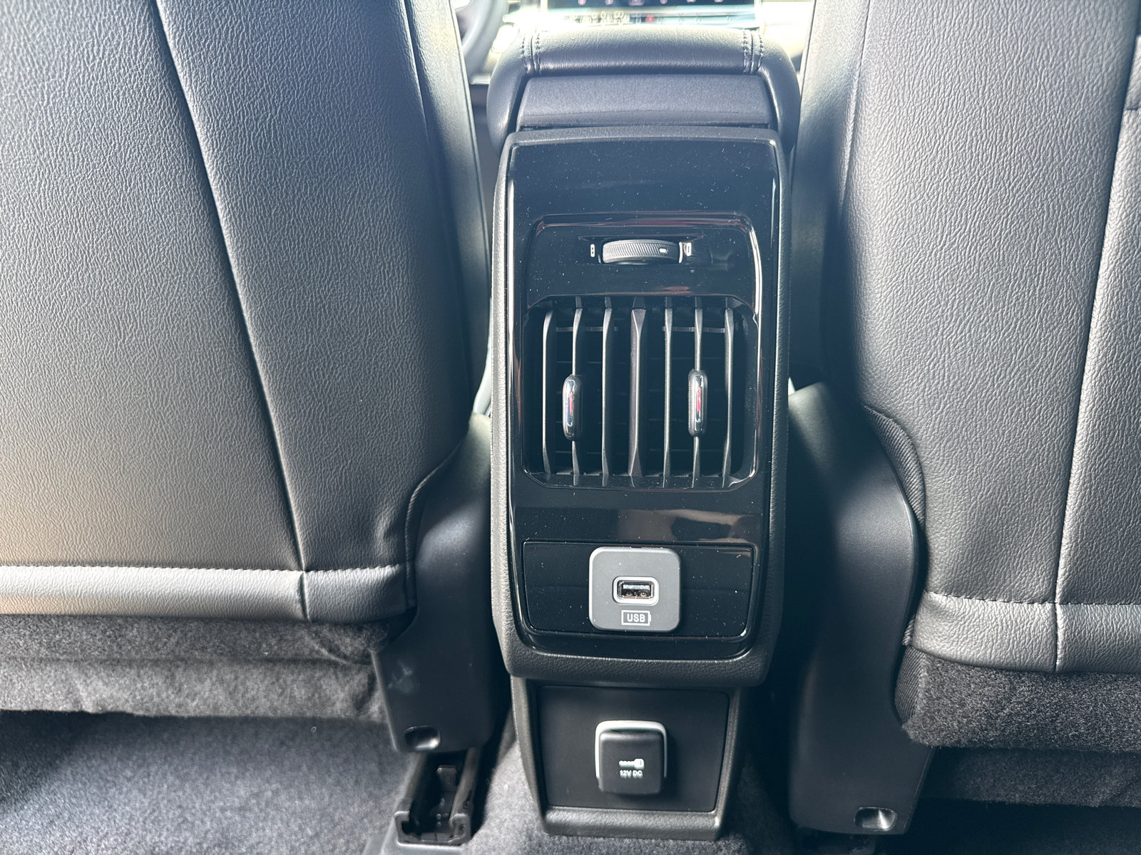 New 2026 Jeep Compass Latitude AWD/4WD image 7