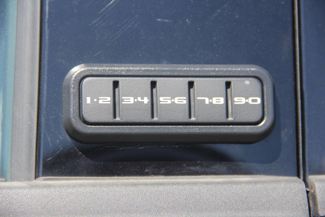 Certified 2025 Ford F350 Lariat w/ Lariat Ultimate Package AWD/4WD image 12