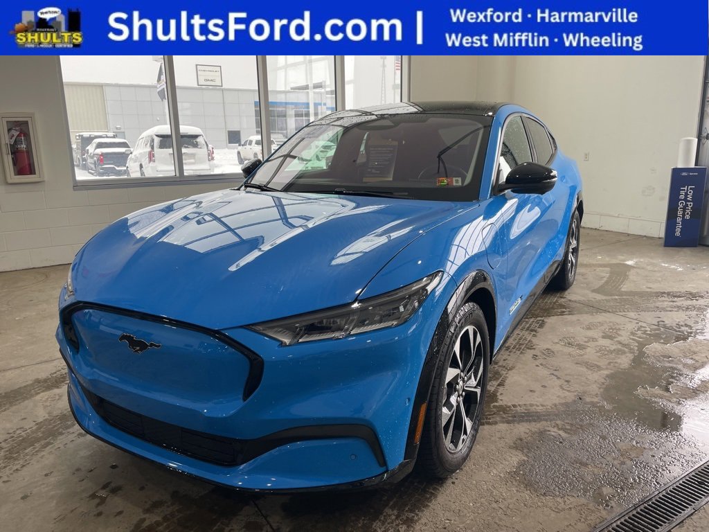 Certified 2022 Ford Mustang Mach-E Premium image 1