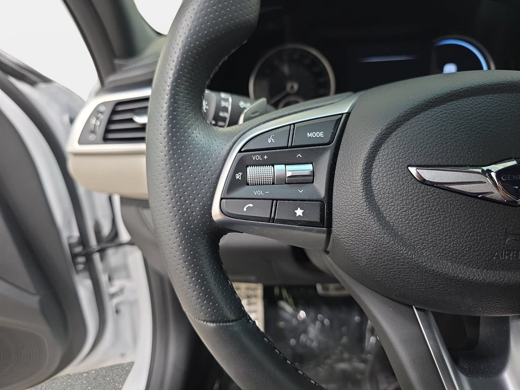 Used 2023 Genesis G70 2.0T w/ Sport Prestige Package AWD/4WD image 17