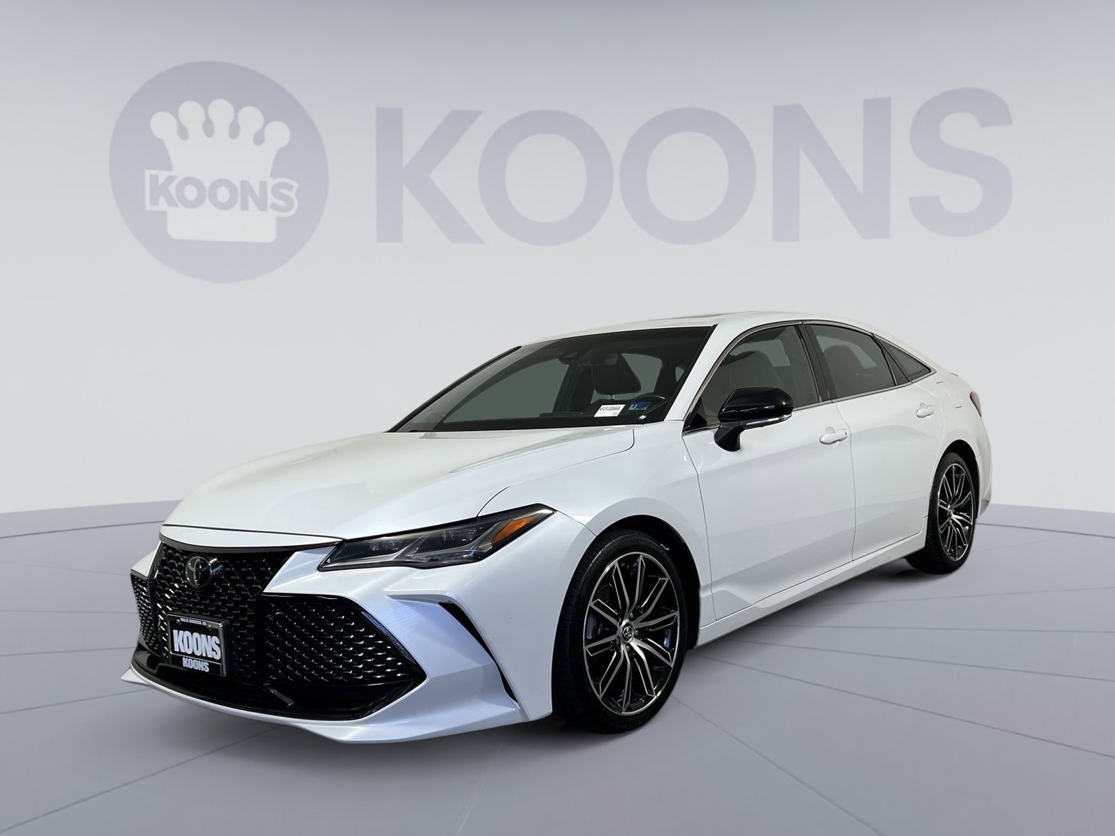 Used 2019 Toyota Avalon Touring w/ Advanced Safety Package image 1