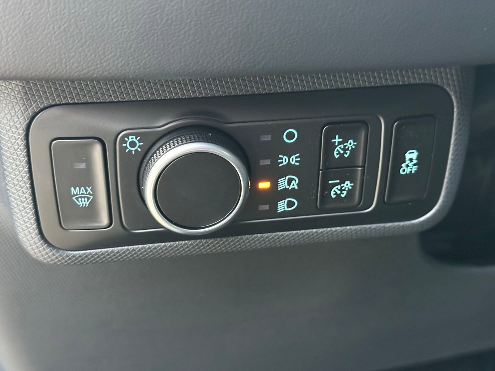 New 2025 Ford Mustang Mach-E Premium image 25