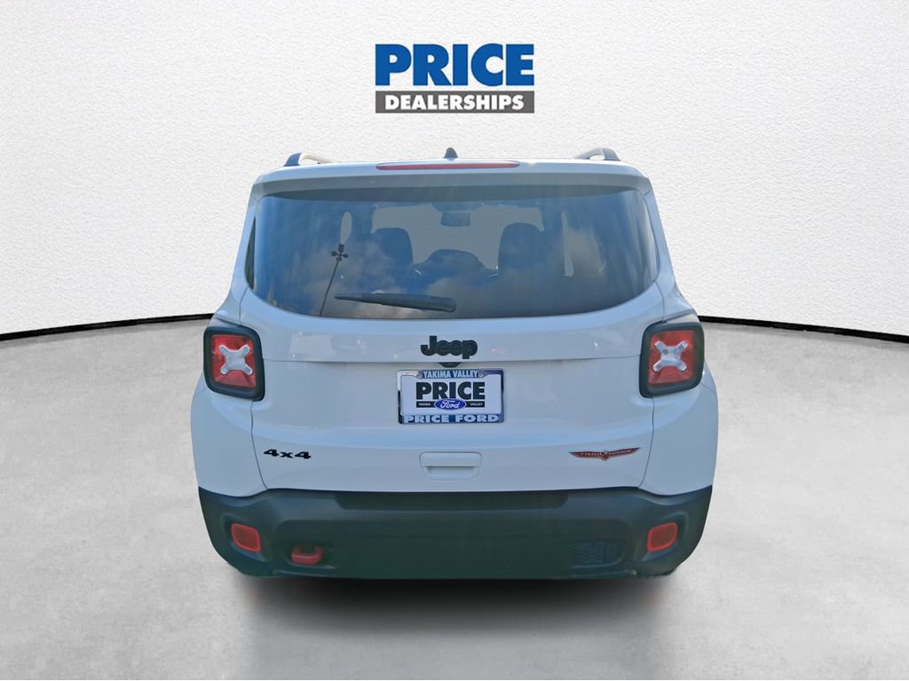Used 2023 Jeep Renegade Trailhawk AWD/4WD image 6