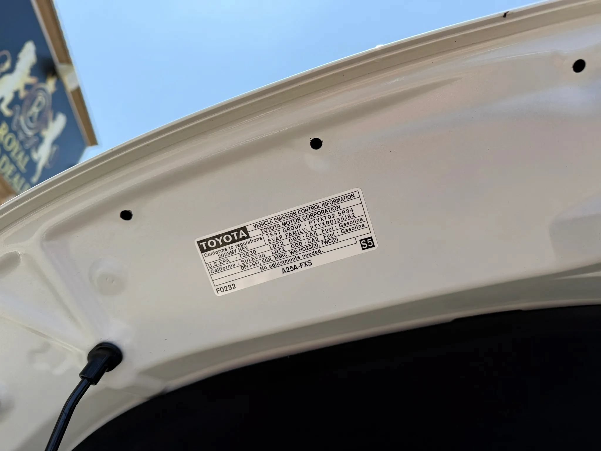 Used 2023 Toyota Sienna XLE FWD image 36