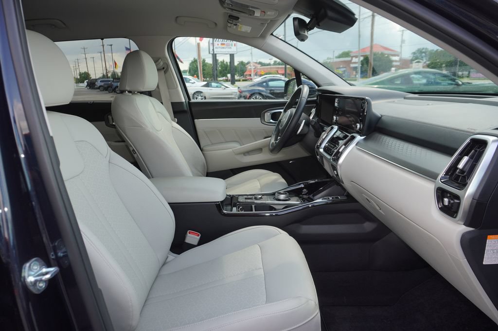 Used 2023 Kia Sorento SX Prestige AWD/4WD image 28