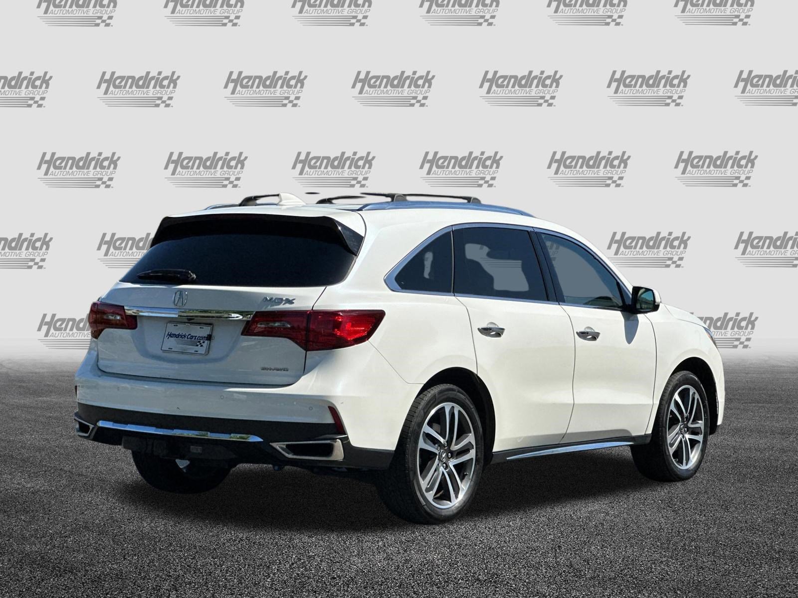 Used 2018 Acura MDX w/ Advance & Entertainment AWD/4WD image 5