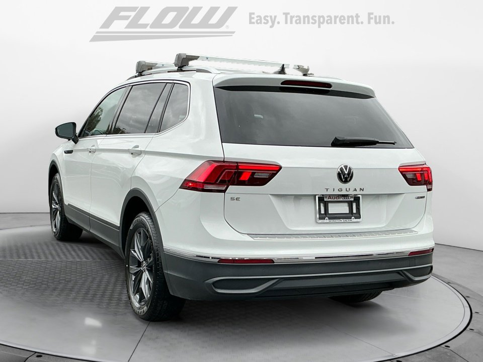 Used 2022 Volkswagen Tiguan SE image 6