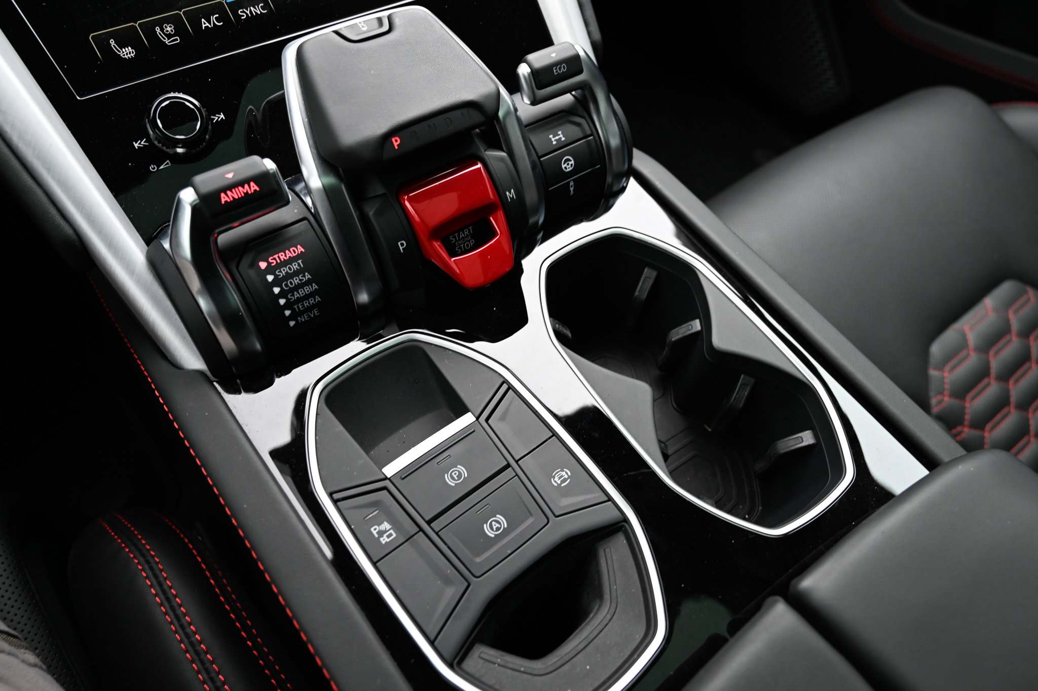 Used 2021 Lamborghini Urus image 29