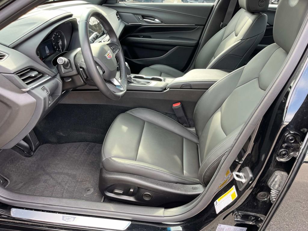Used 2024 Cadillac CT4 Luxury image 29