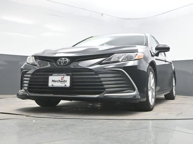 Used 2023 Toyota Camry LE FWD image 34