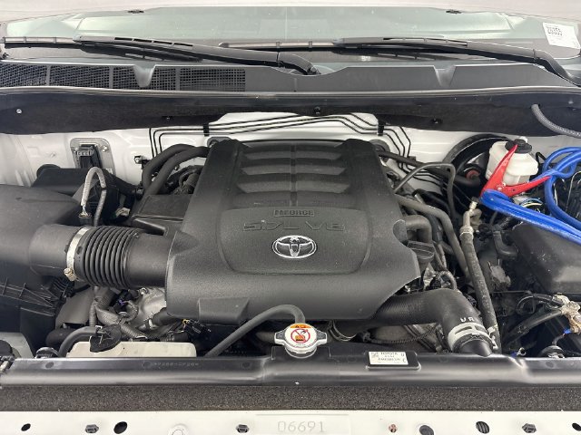 Used 2021 Toyota Tundra Limited w/ Limited Premium Package AWD/4WD image 33