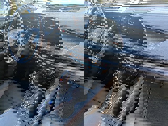 Used 2024 Cadillac XT4 Premium Luxury image 13