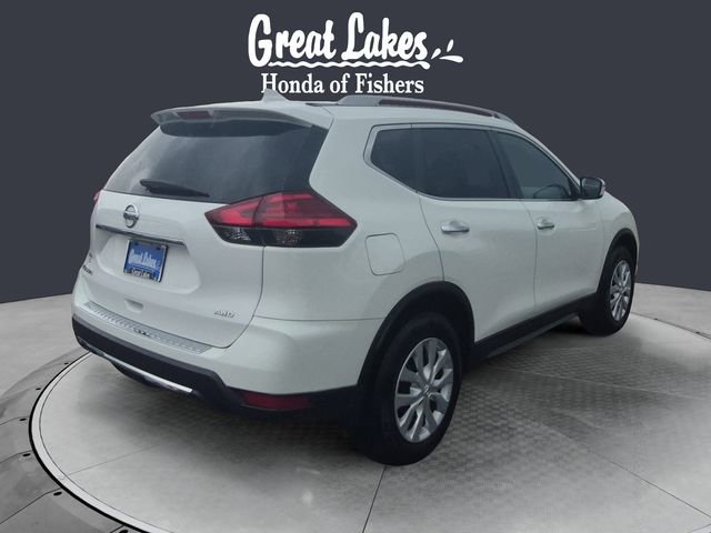 Used 2017 Nissan Rogue S w/ S Appearance Package AWD/4WD image 5