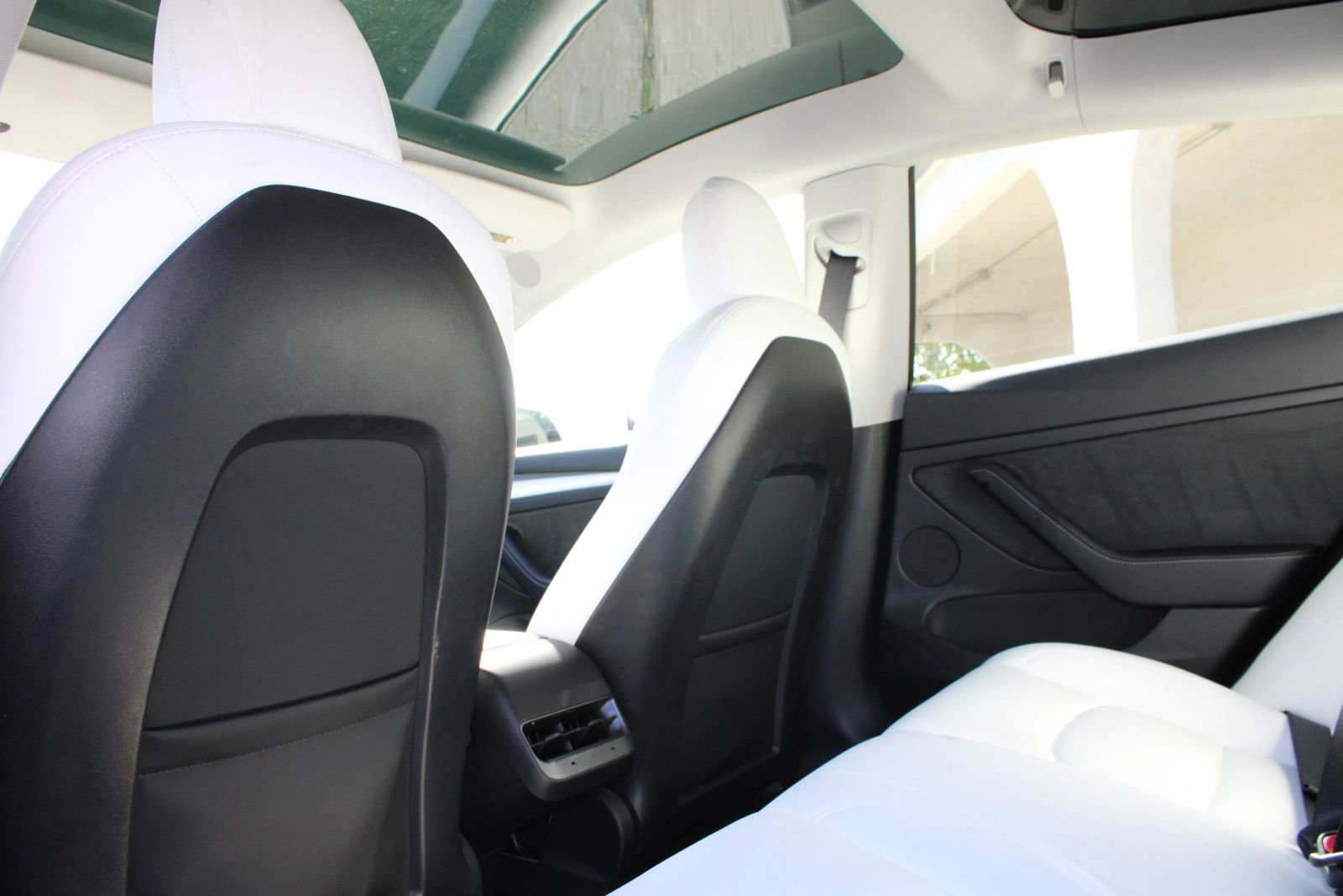 Used 2022 Tesla Model 3 Performance image 19