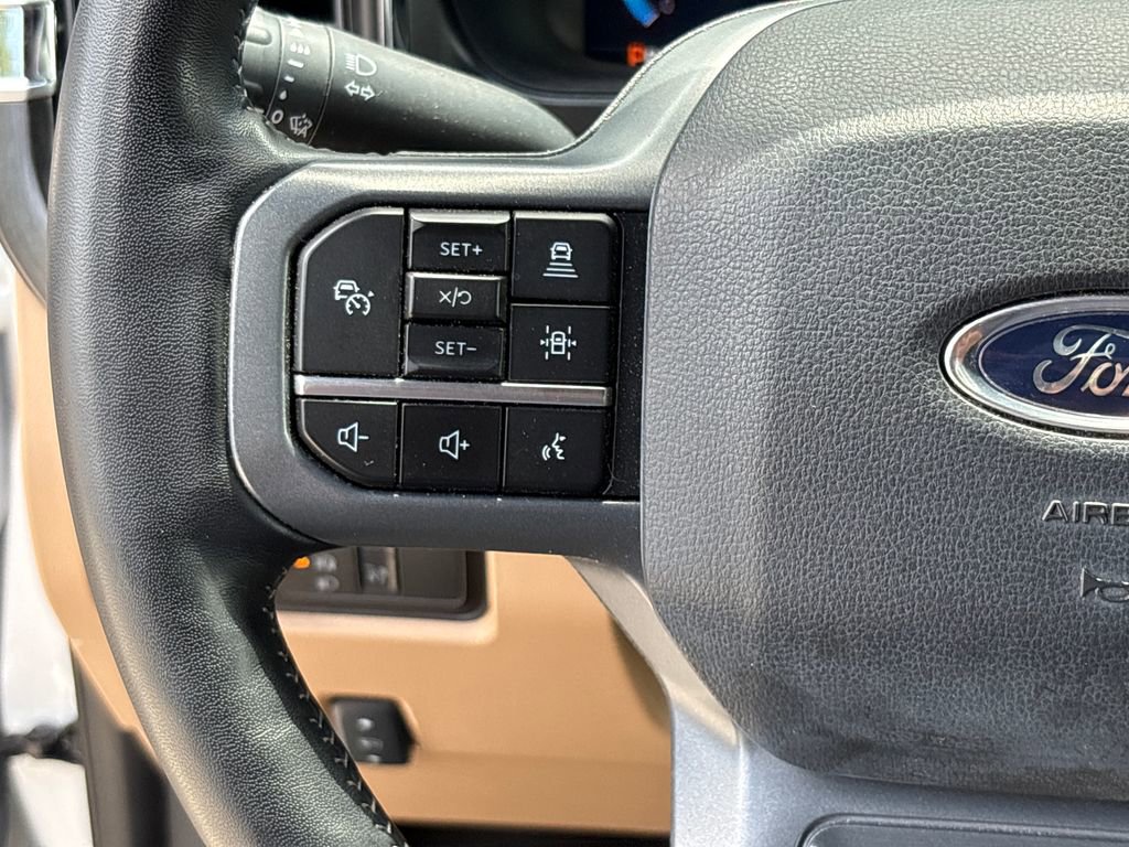 Used 2024 Ford F350 Lariat w/ Lariat Ultimate Package AWD/4WD image 20