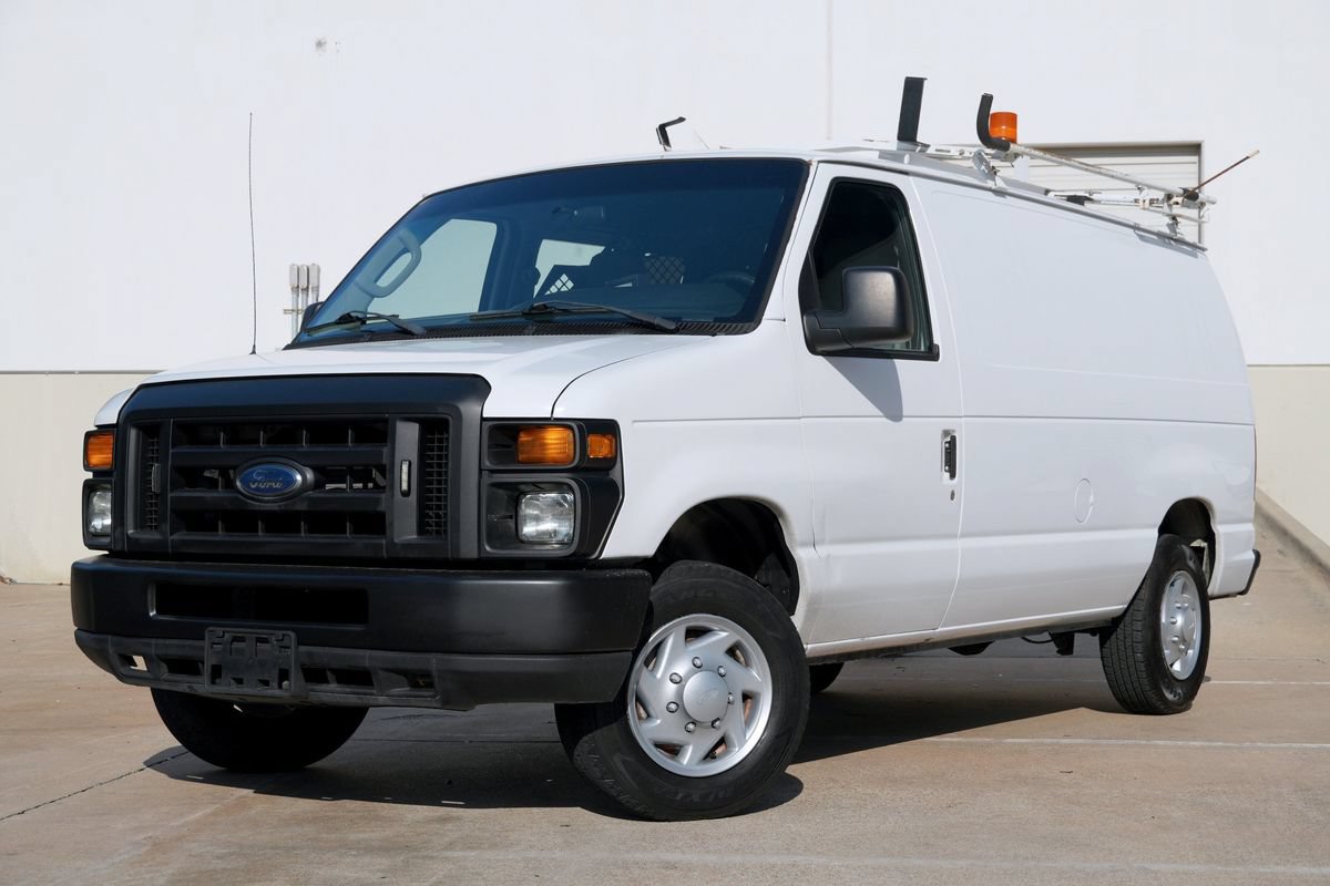 Used 2014 Ford E-150 and Econoline 150 w/ Power Group RWD image 2