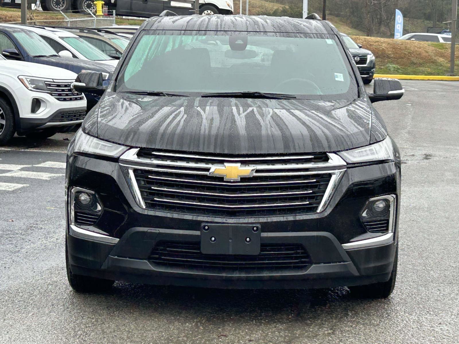 Used 2023 Chevrolet Traverse LT image 8