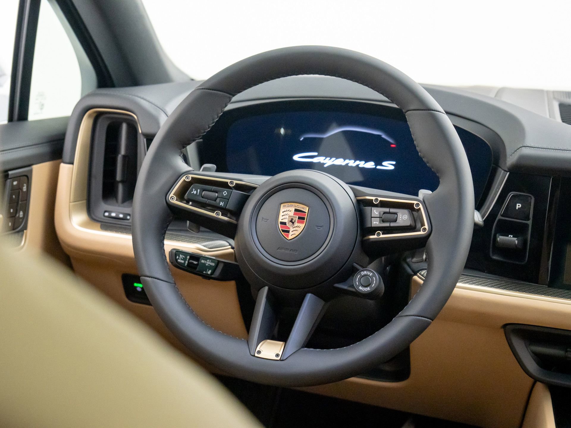 New 2025 Porsche Cayenne S image 12