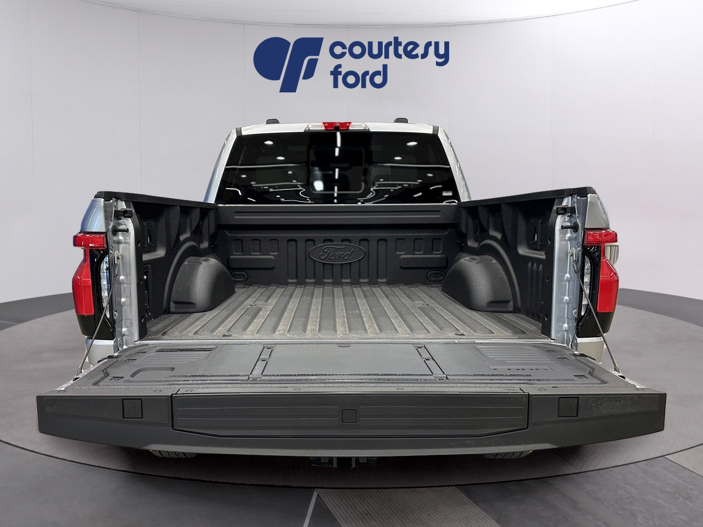 New 2023 Ford F150 Lightning Platinum AWD/4WD image 7