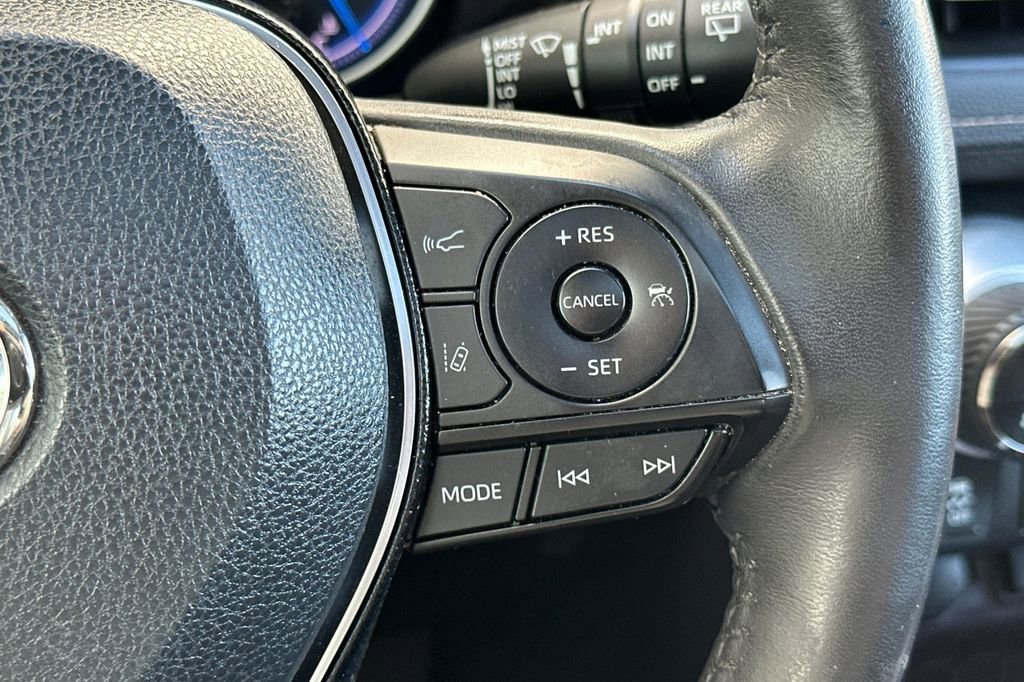 Used 2019 Toyota RAV4 Limited AWD/4WD image 27