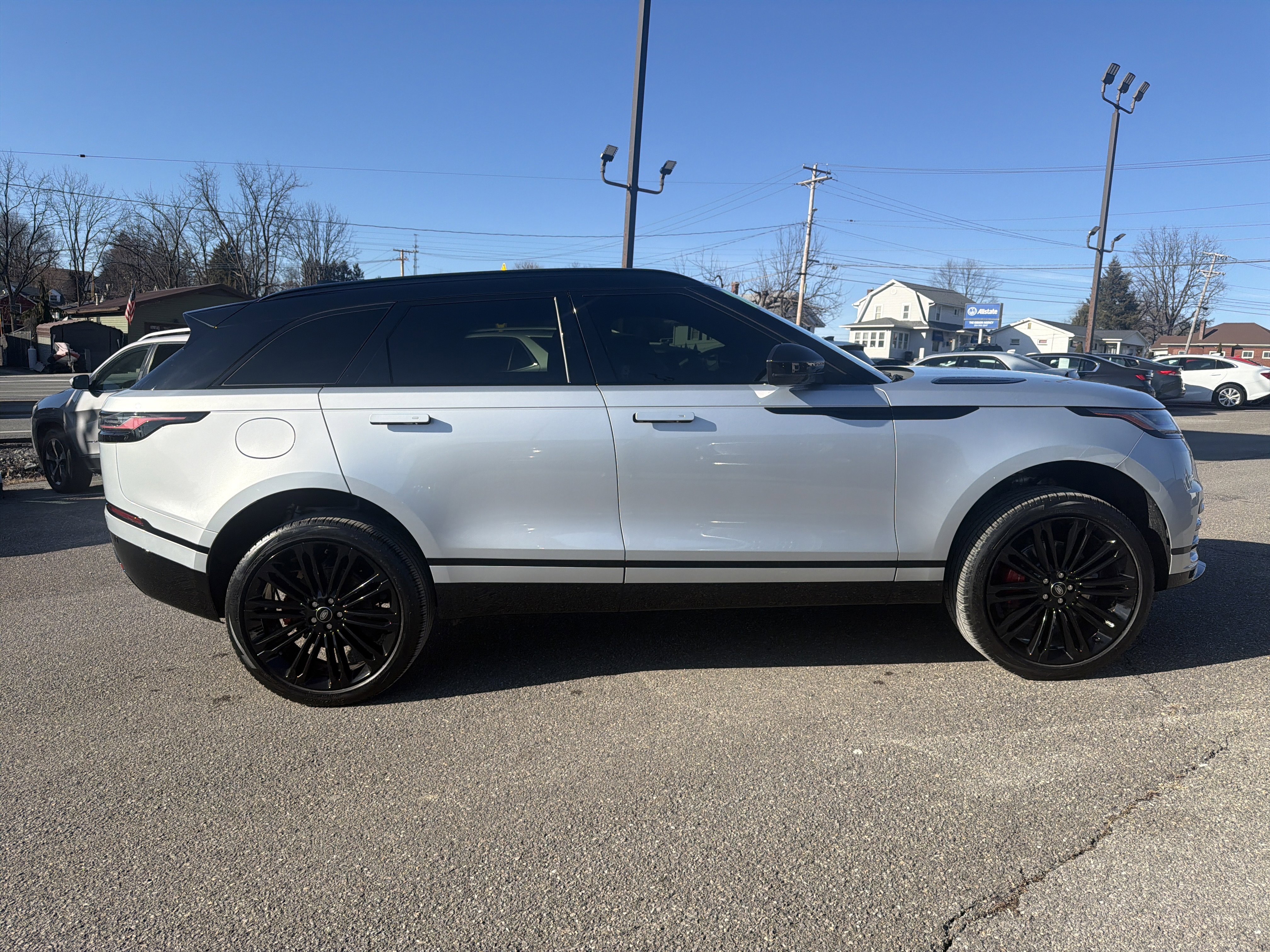Used 2024 Land Rover Range Rover Velar Dynamic SE video 2