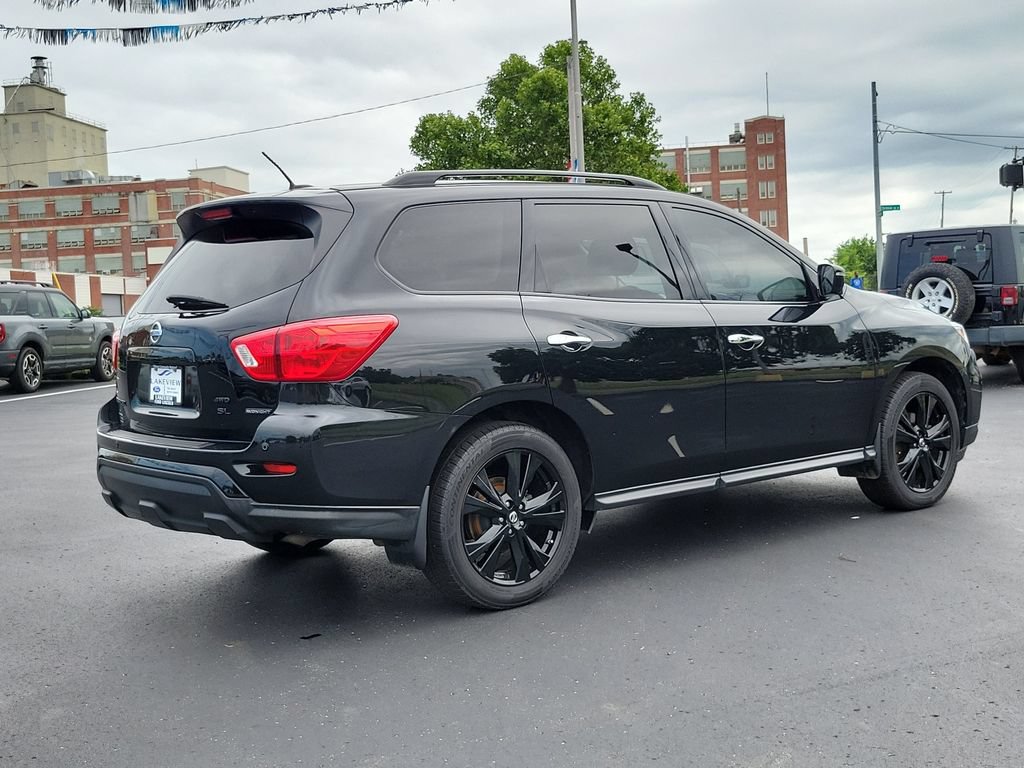 Used 2018 Nissan Pathfinder SL w/ Midnight Edition Package AWD/4WD image 3