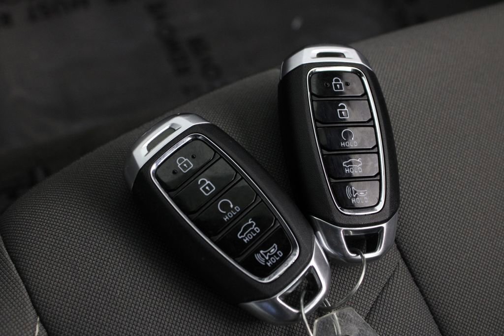 Certified 2023 Hyundai Elantra SEL w/ Convenience Package image 29